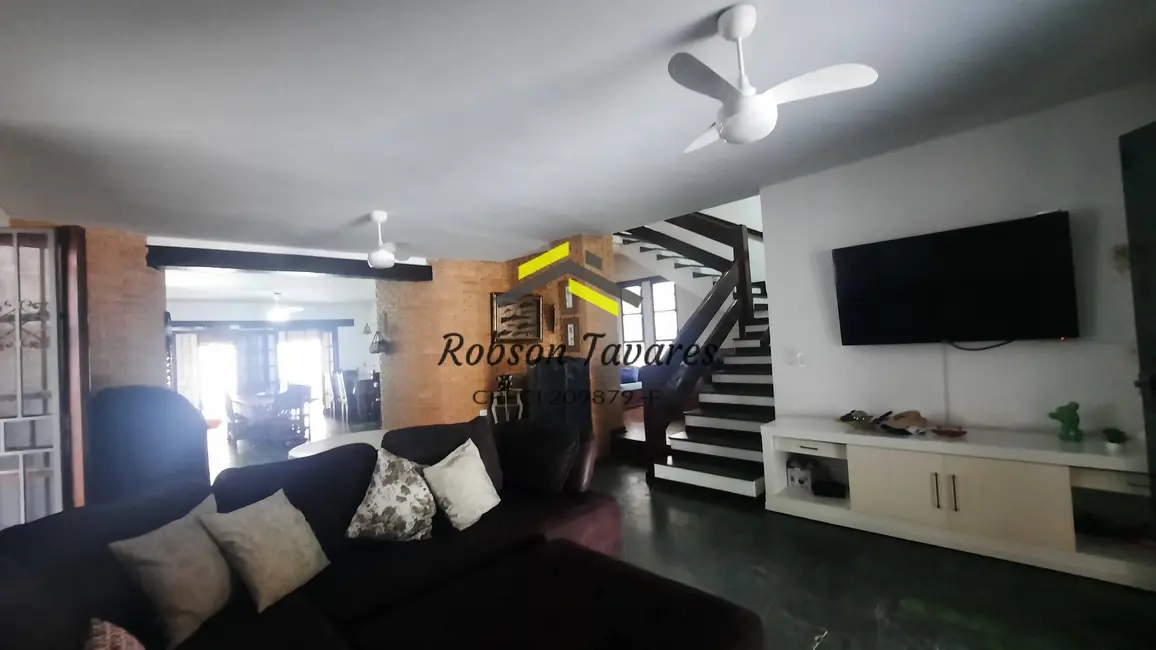 Foto 8 de Casa com 4 quartos à venda, 362m2 em Tabatinga, Caraguatatuba - SP