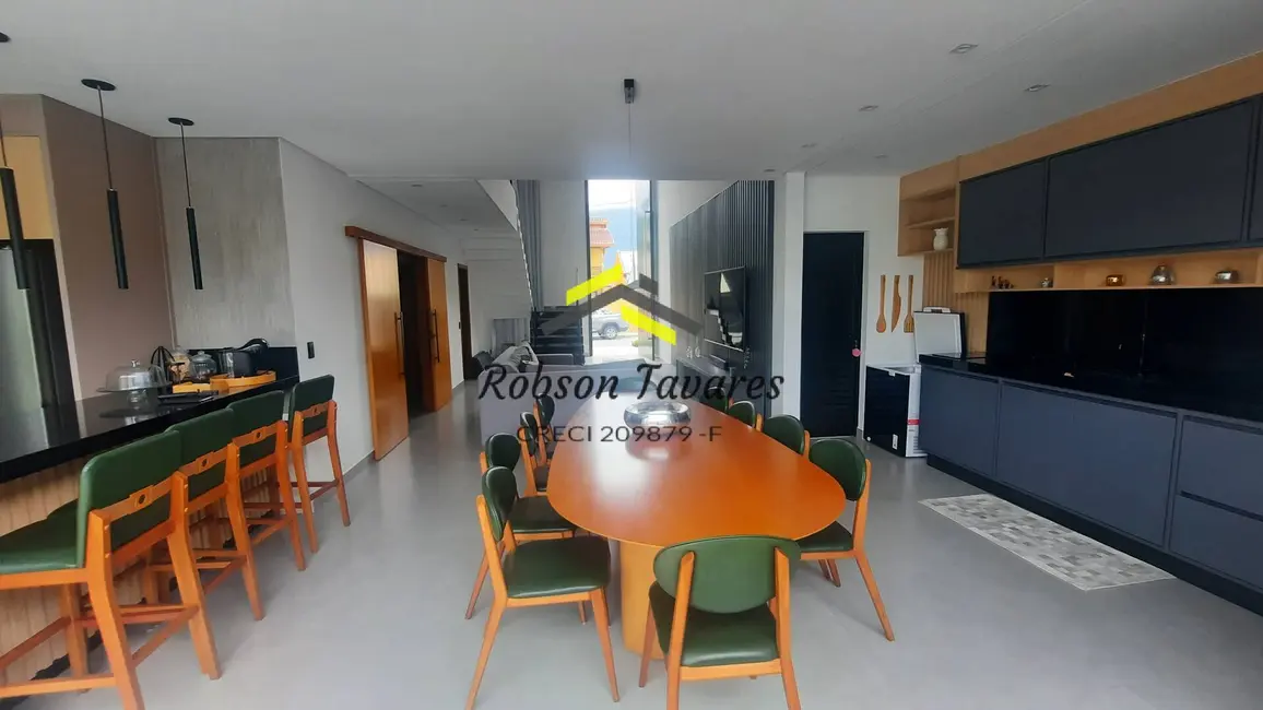 Foto 5 de Casa de Condomínio com 3 quartos à venda, 287m2 em Portal do Patrimonium, Caraguatatuba - SP