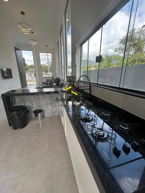 Foto 6 de Casa de Condomínio com 3 quartos à venda, 150m2 em Mar Verde, Caraguatatuba - SP