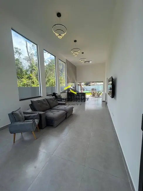 Foto 2 de Casa de Condomínio com 3 quartos à venda, 150m2 em Mar Verde, Caraguatatuba - SP