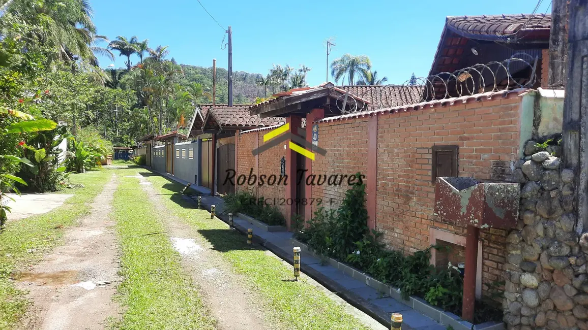 Foto 1 de Casa com 2 quartos à venda, 110m2 em Ubatuba - SP