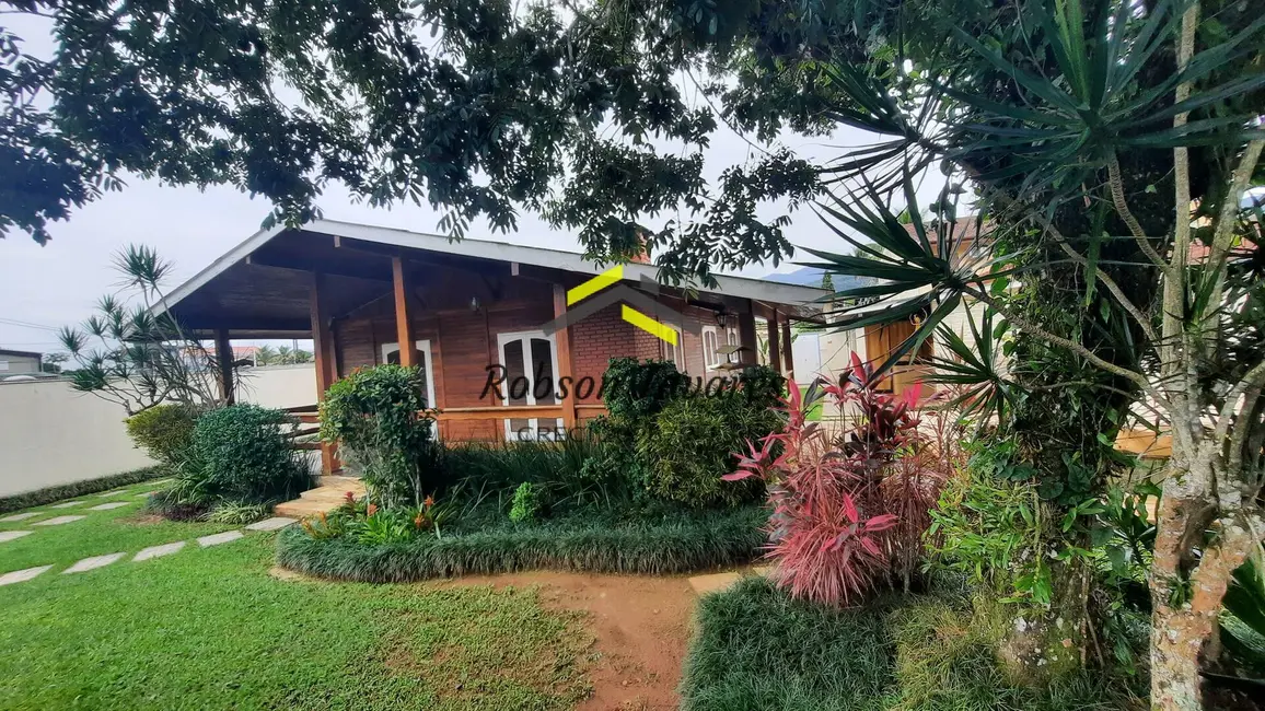 Foto 5 de Casa com 3 quartos à venda, 219m2 em Tabatinga, Caraguatatuba - SP
