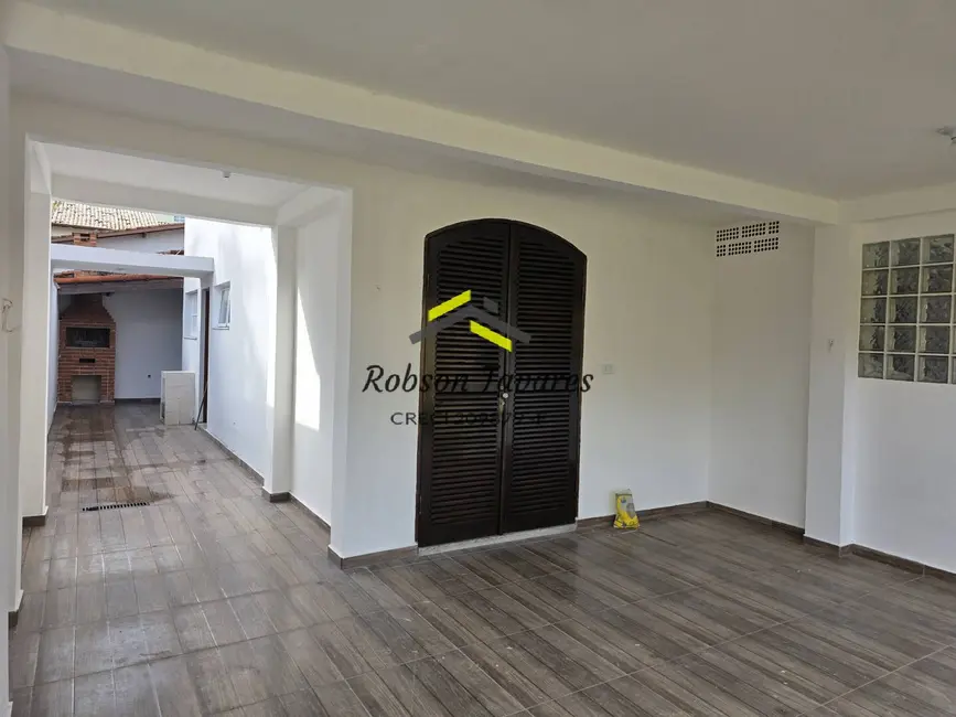 Foto 2 de Casa de Condomínio com 2 quartos à venda, 100m2 em Parque Balneário Poiares, Caraguatatuba - SP