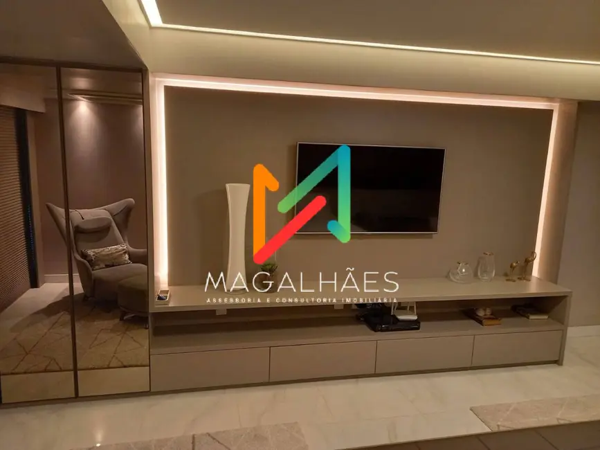 Foto 3 de Apartamento com 5 quartos à venda, 312m2 em Jaqueira, Recife - PE