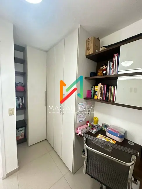 Foto 6 de Apartamento com 3 quartos à venda, 90m2 em Madalena, Recife - PE