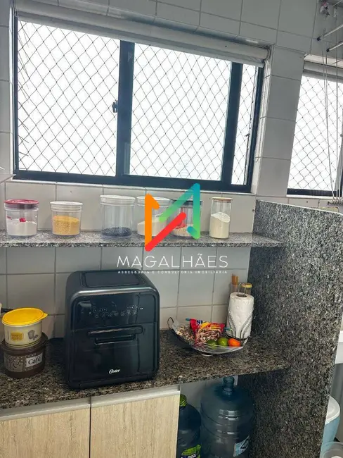 Foto 8 de Apartamento com 3 quartos à venda, 90m2 em Madalena, Recife - PE