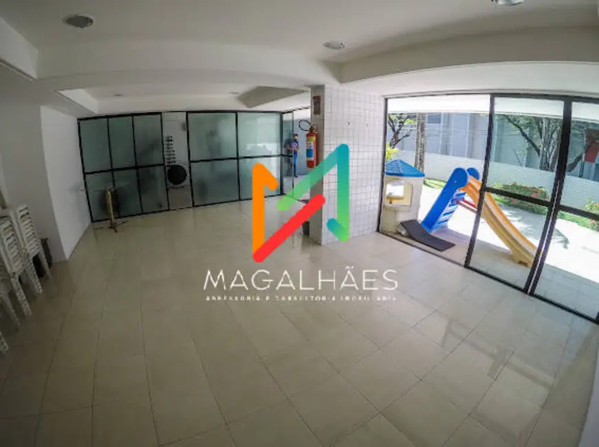 Foto 2 de Apartamento com 2 quartos à venda, 70m2 em Pina, Recife - PE