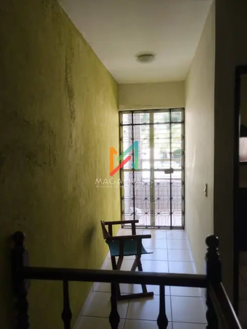 Foto 6 de Casa com 4 quartos à venda, 218m2 em Casa Forte, Recife - PE