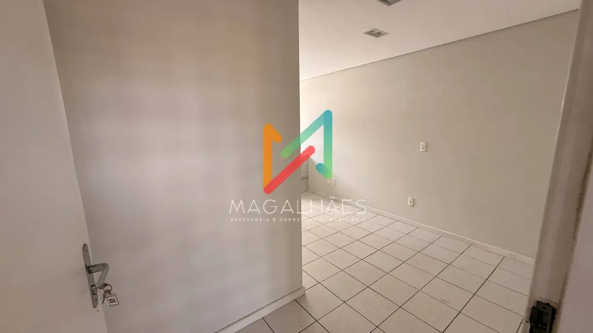 Foto 4 de Sala Comercial para alugar, 18m2 em Parnamirim, Recife - PE