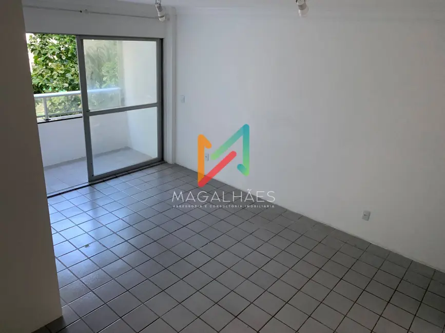 Foto 4 de Apartamento com 2 quartos à venda, 60m2 em Rosarinho, Recife - PE