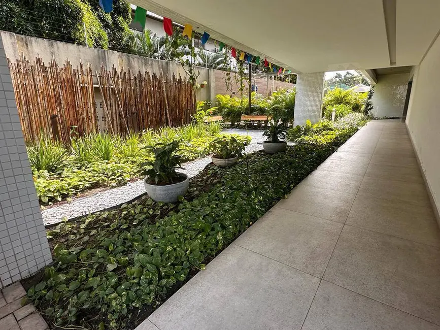 Foto 2 de Apartamento com 3 quartos para alugar, 72m2 em Monteiro, Recife - PE