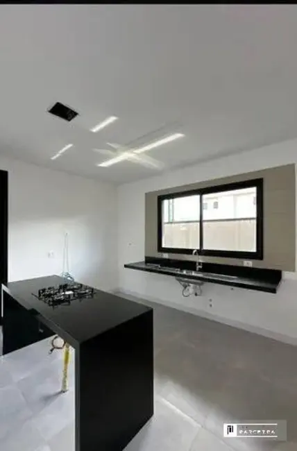 Foto 9 de Casa com 5 quartos à venda, 445m2 em Sao Jose Dos Campos - SP