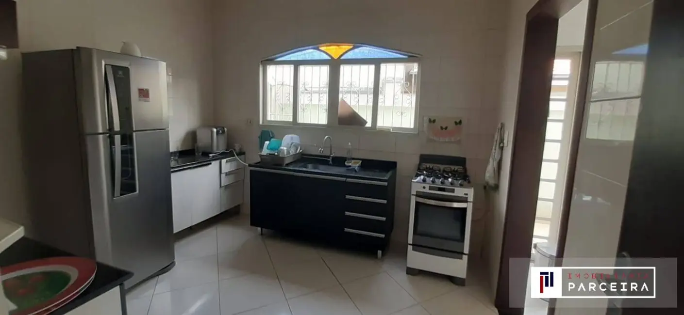 Foto 6 de Casa com 3 quartos à venda, 235m2 em Sao Jose Dos Campos - SP