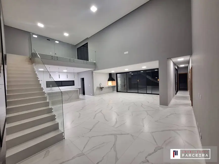 Casa com 3 quartos à venda, 363m2 em Sao Jose Dos Campos - SP - imagem 4 Foto 4 de Casa com 3 quartos à venda, 363m2 em Sao Jose Dos Campos - SP