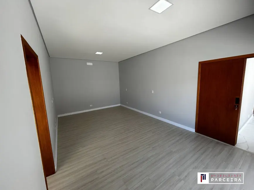 Casa com 3 quartos à venda, 363m2 em Sao Jose Dos Campos - SP - imagem 8 Foto 8 de Casa com 3 quartos à venda, 363m2 em Sao Jose Dos Campos - SP