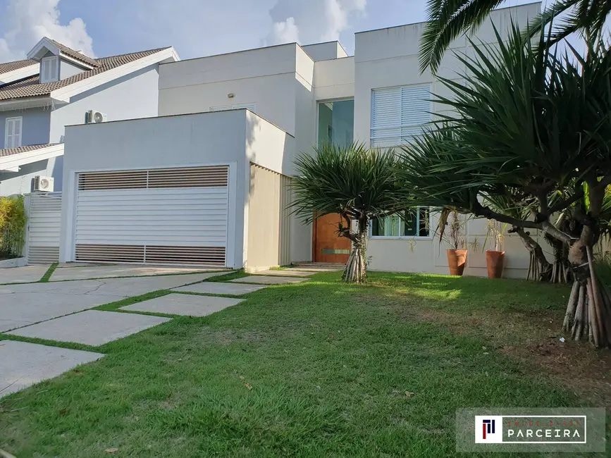 Foto 1 de Casa com 4 quartos à venda, 330m2 em Sao Jose Dos Campos - SP