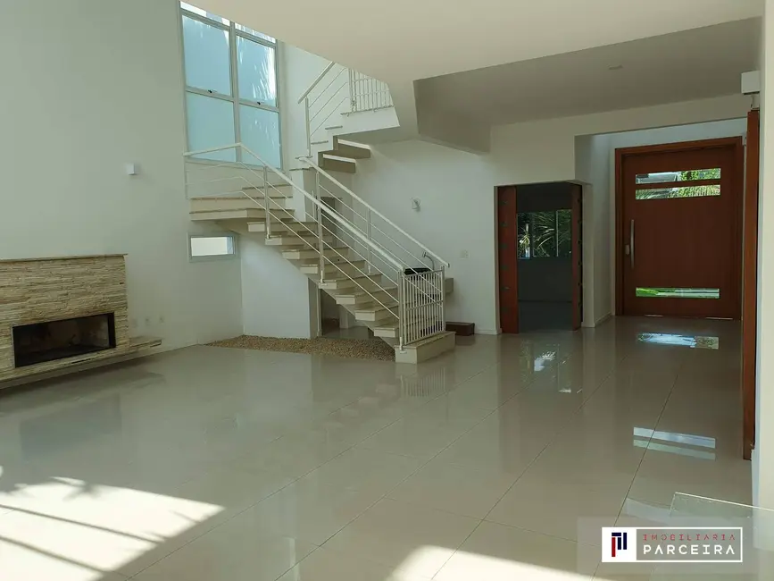 Foto 4 de Casa com 4 quartos à venda, 330m2 em Sao Jose Dos Campos - SP