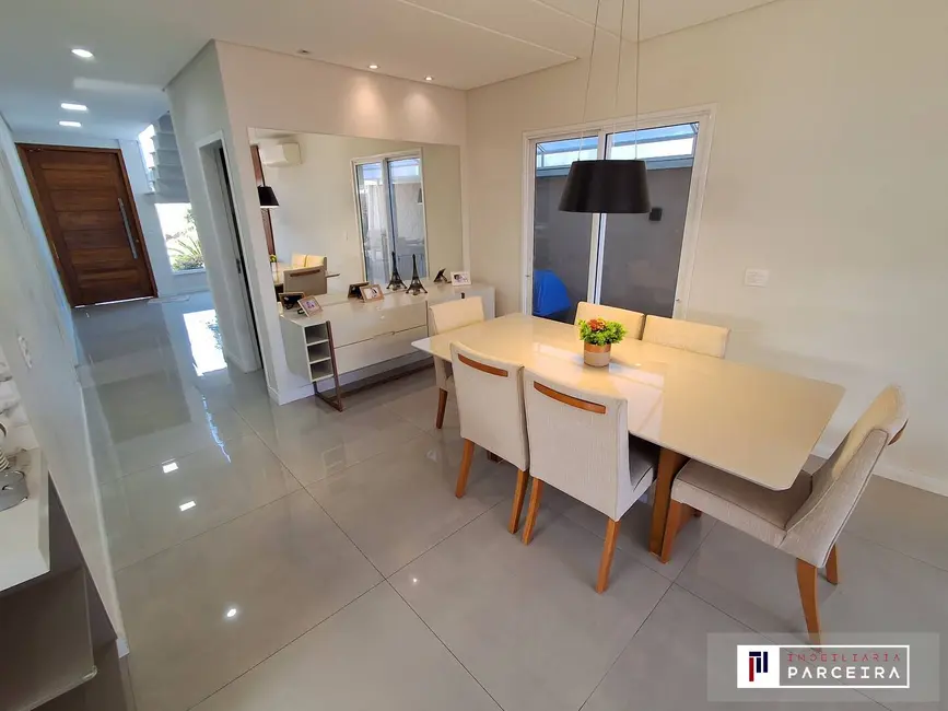 Foto 5 de Casa com 4 quartos à venda, 265m2 em Sao Jose Dos Campos - SP