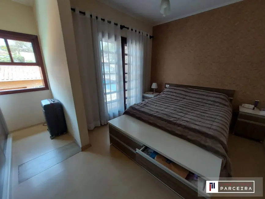 Foto 8 de Casa com 5 quartos à venda, 318m2 em Sao Jose Dos Campos - SP