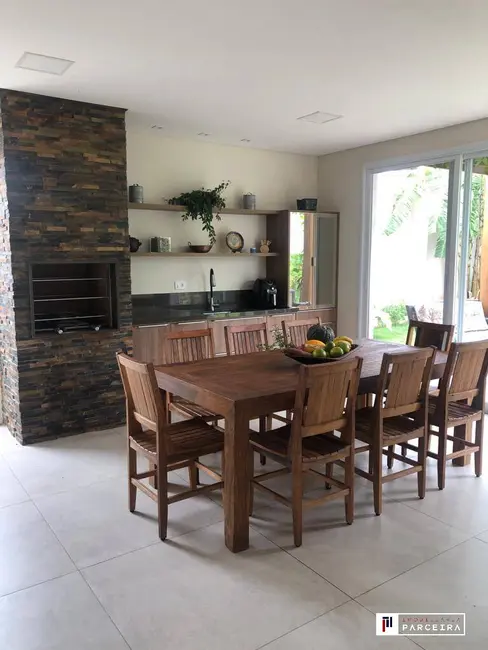 Foto 3 de Casa com 5 quartos à venda, 320m2 em Sao Jose Dos Campos - SP