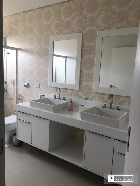 Foto 6 de Casa com 5 quartos à venda, 320m2 em Sao Jose Dos Campos - SP