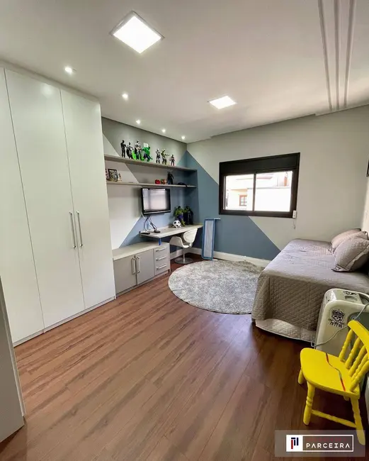 Foto 8 de Casa com 4 quartos à venda, 260m2 em Sao Jose Dos Campos - SP