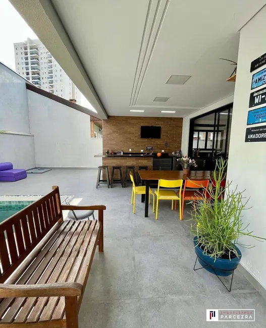 Foto 5 de Casa com 4 quartos à venda, 260m2 em Sao Jose Dos Campos - SP