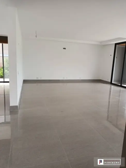 Foto 4 de Casa com 4 quartos à venda, 780m2 em Sao Jose Dos Campos - SP