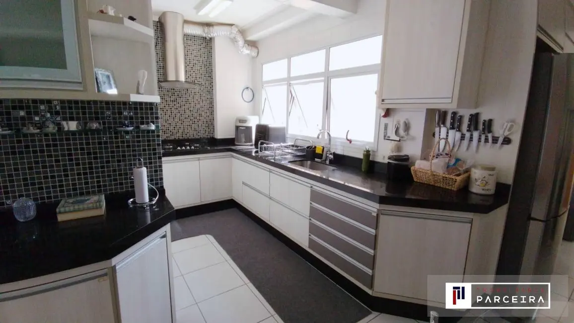 Foto 7 de Apartamento com 3 quartos à venda, 157m2 em Sao Jose Dos Campos - SP