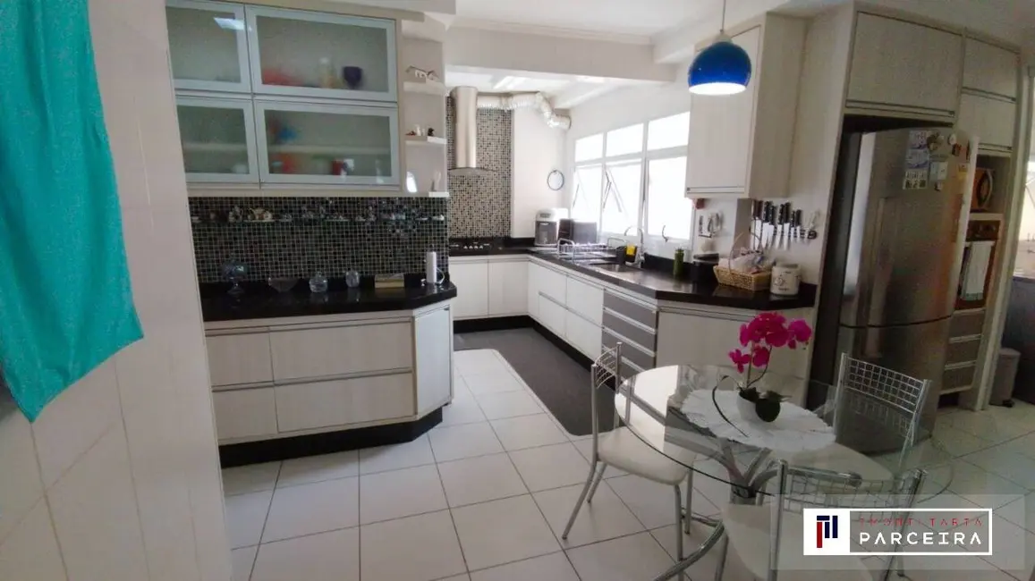 Foto 6 de Apartamento com 3 quartos à venda, 157m2 em Sao Jose Dos Campos - SP