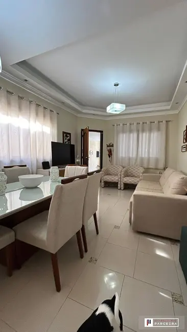 Foto 4 de Casa com 4 quartos à venda, 115m2 em Sao Jose Dos Campos - SP