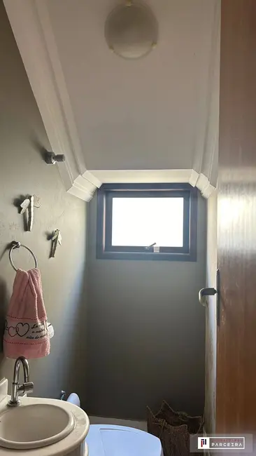 Foto 7 de Casa com 4 quartos à venda, 115m2 em Sao Jose Dos Campos - SP