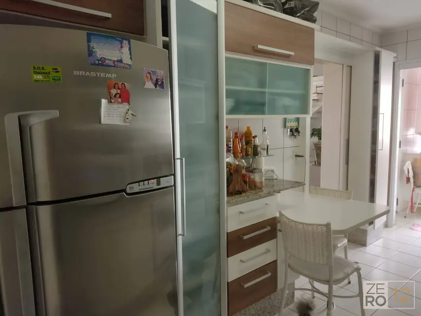 Apartamento com 5 quartos à venda, 255m2 em Sao Jose Dos Campos - SP - imagem 4 Foto 4 de Apartamento com 5 quartos à venda, 255m2 em Sao Jose Dos Campos - SP