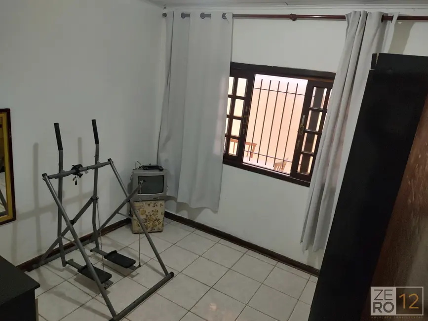 Casa com 3 quartos à venda, 160m2 em Sao Jose Dos Campos - SP - imagem 7 Foto 7 de Casa com 3 quartos à venda, 160m2 em Sao Jose Dos Campos - SP