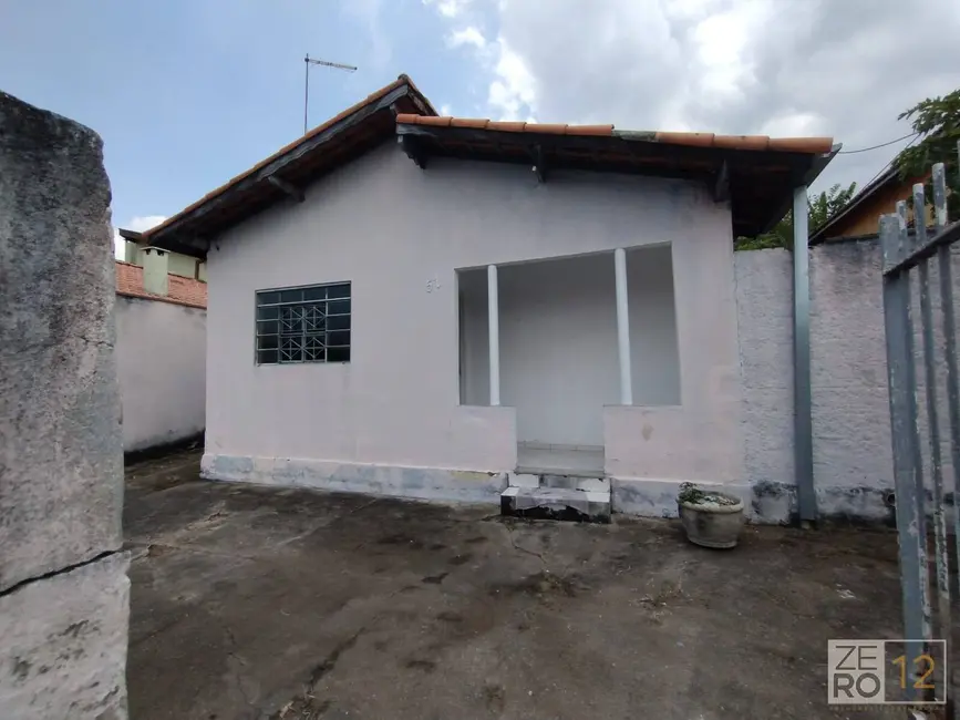 Foto 2 de Casa com 3 quartos à venda, 130m2 em Sao Jose Dos Campos - SP