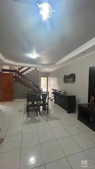Foto 3 de Casa com 3 quartos à venda, 150m2 em Sao Jose Dos Campos - SP