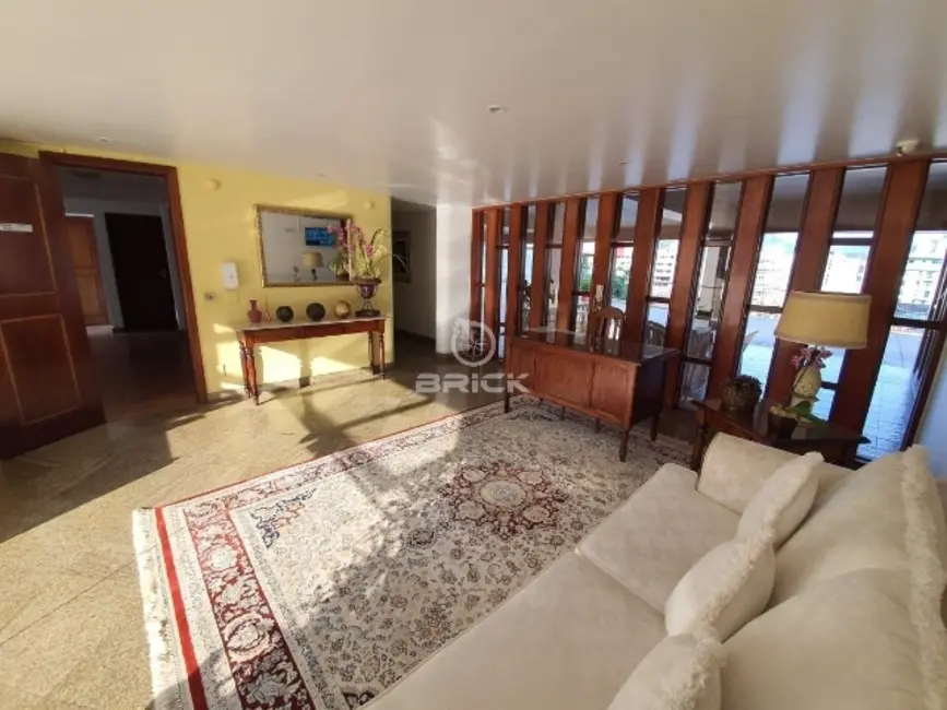 Foto 1 de Apartamento com 4 quartos à venda, 170m2 em Agriões, Teresopolis - RJ