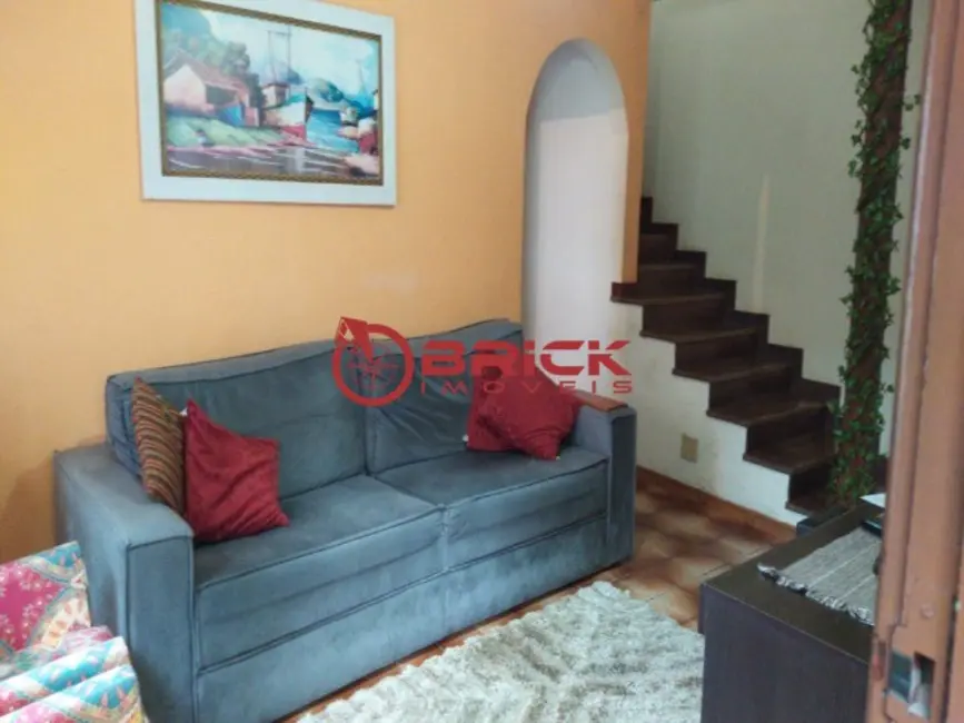 Foto 1 de Casa com 3 quartos à venda, 105m2 em Nossa Senhora de Fátima, Teresopolis - RJ