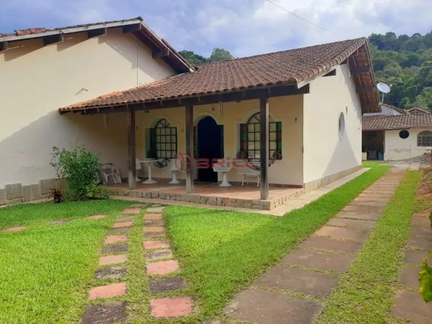 Foto 1 de Casa com 3 quartos à venda, 180m2 em Parque do Imbui, Teresopolis - RJ