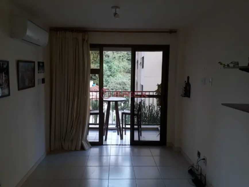 Foto 2 de Apartamento com 2 quartos à venda, 83m2 em Gragoatá, Niteroi - RJ