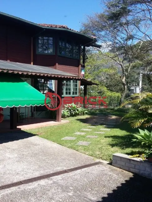 Foto 2 de Casa com 3 quartos à venda, 150m2 em Cascata Guarani, Teresopolis - RJ