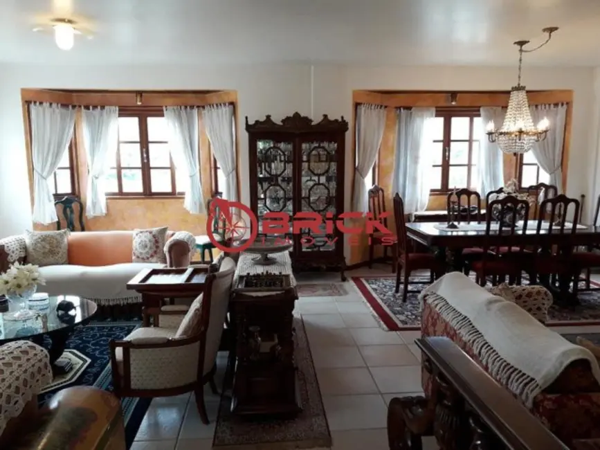 Foto 2 de Casa de Condomínio com 4 quartos à venda, 350m2 em Panorama, Teresopolis - RJ
