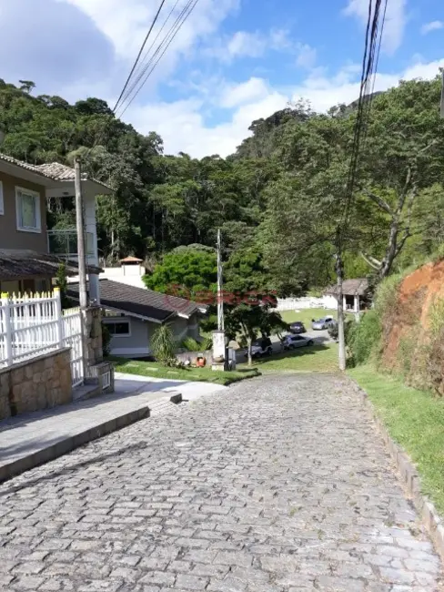 Foto 1 de Terreno / Lote à venda, 300m2 em Tijuca, Teresopolis - RJ