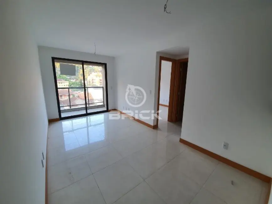 Foto 2 de Apartamento com 1 quarto à venda, 47m2 em Agriões, Teresopolis - RJ
