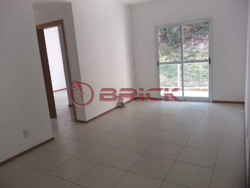 Foto 2 de Apartamento com 2 quartos à venda, 66m2 em Pimenteiras, Teresopolis - RJ