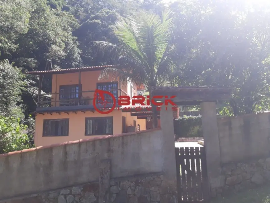 Foto 2 de Casa com 5 quartos à venda, 600m2 em Caneca Fina, Guapimirim - RJ