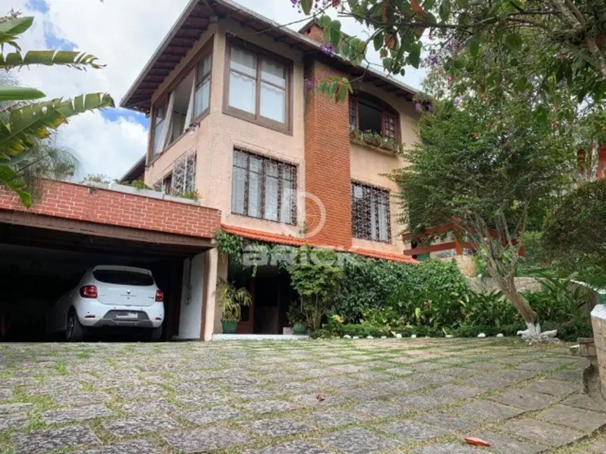 Foto 1 de Casa com 6 quartos à venda, 418m2 em Araras, Teresopolis - RJ