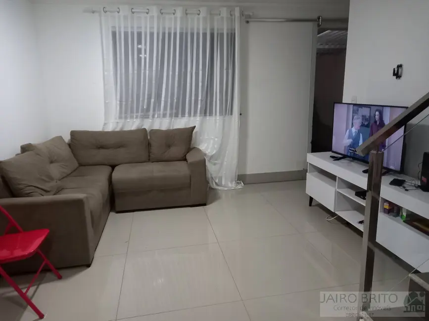 Foto 2 de Casa com 4 quartos à venda, 230m2 em Nossa Senhora da Vitória, Ilheus - BA