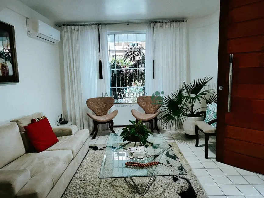 Foto 4 de Casa com 5 quartos à venda e para alugar, 550m2 em Pontal, Ilheus - BA