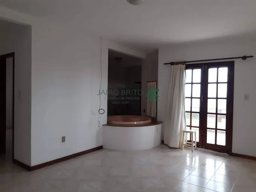 Foto 3 de Casa com 6 quartos à venda, 650m2 em Olivença, Ilheus - BA